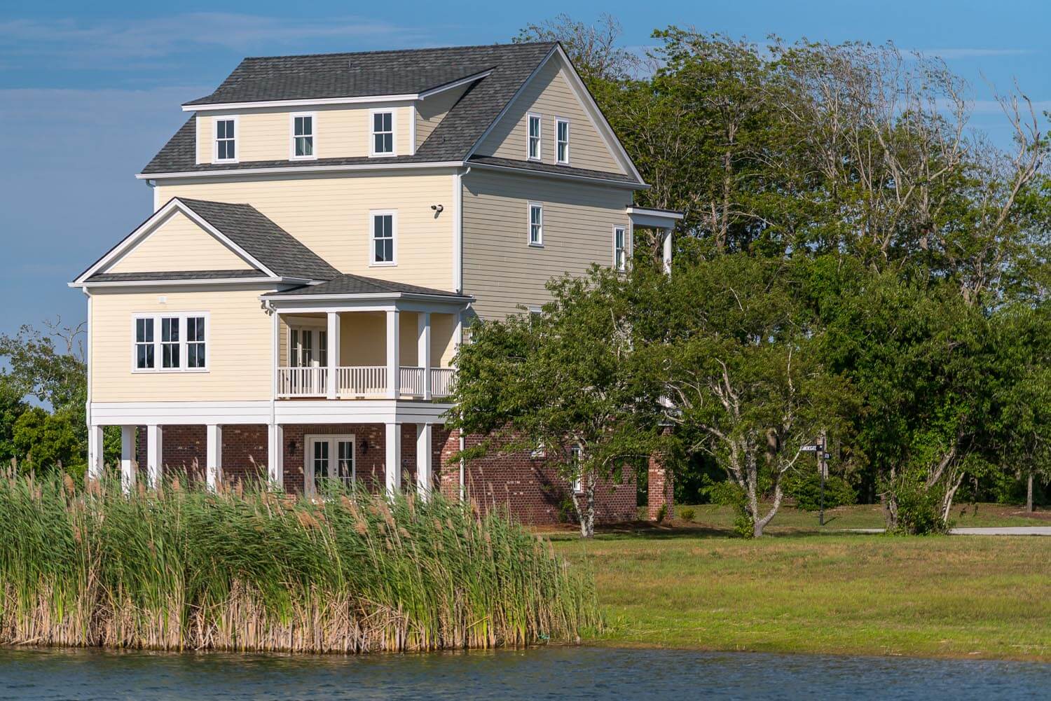 Cannonsgate custom home design exterior