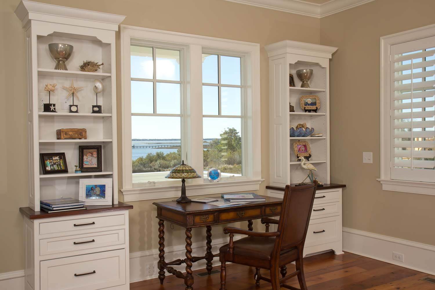 Charlestonian Custom home design NC staircase