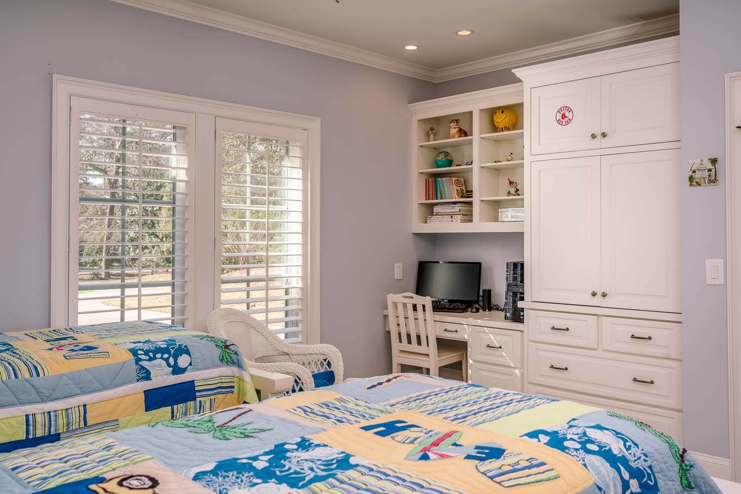 Oak leaf custom home design NC bedroom