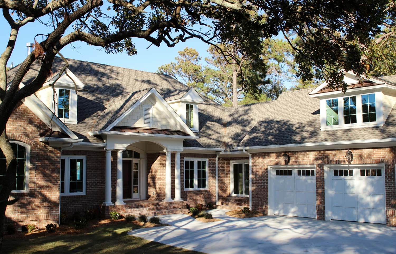 Oak leaf custom home design NC facade
