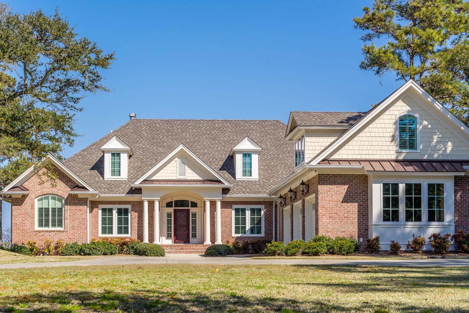 Oak leaf custom home design NC exterior