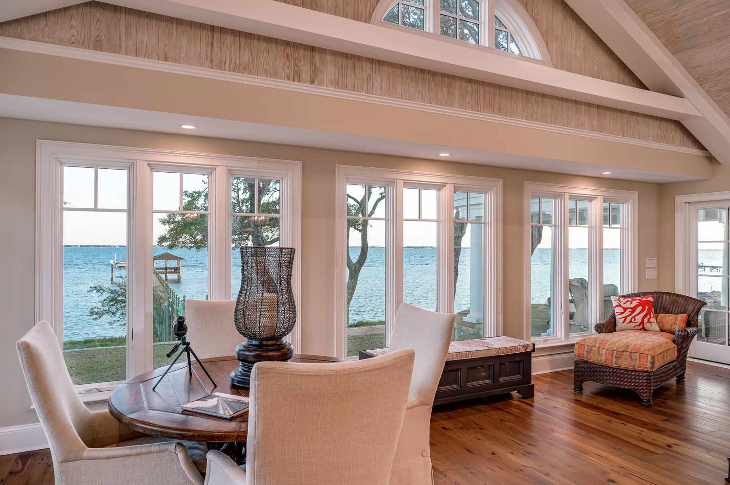 Sound Front custom home design remodal dining