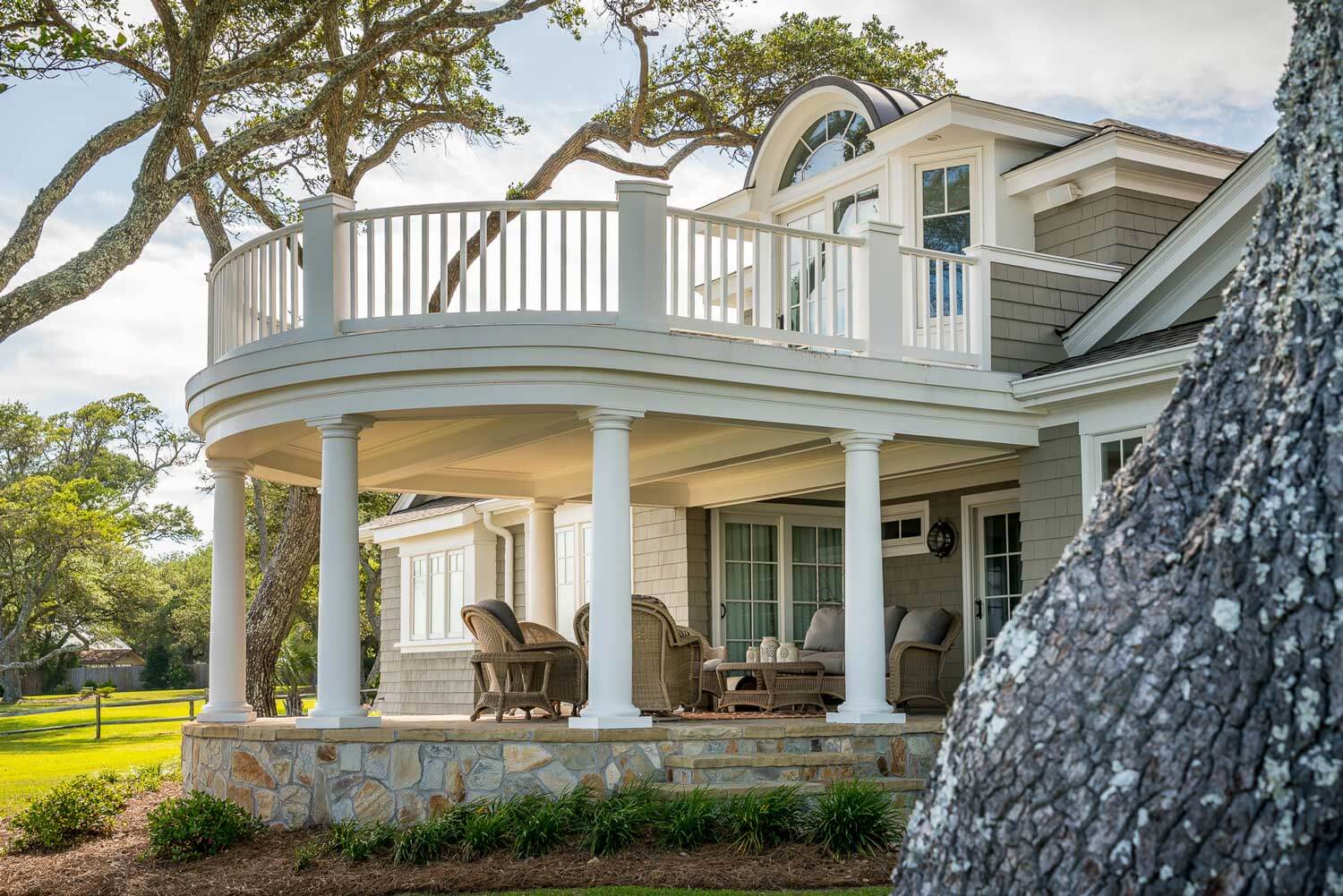 Sound Front custom home design remodal porch